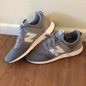 New Balance 247 Sneakers